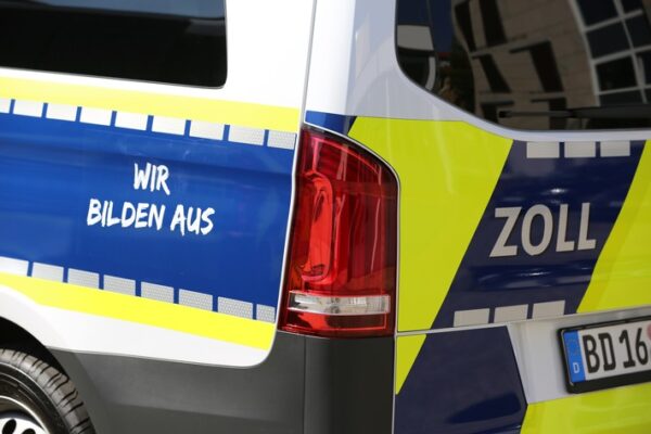 HZA-N: Zoll sucht nächste Generation – Hauptzollamt Nürnberg beim vocatium Erlangen